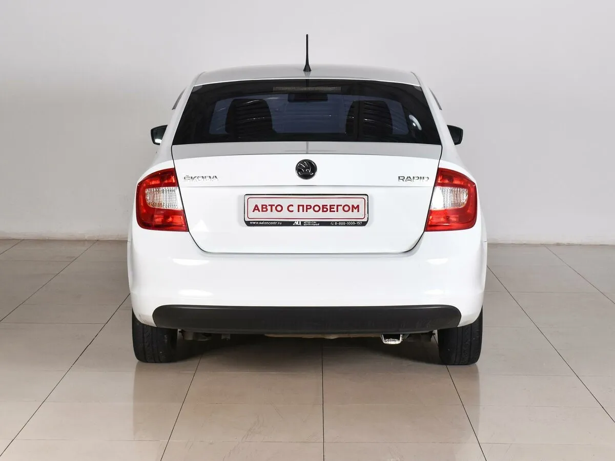 Skoda Rapid I — фото 4