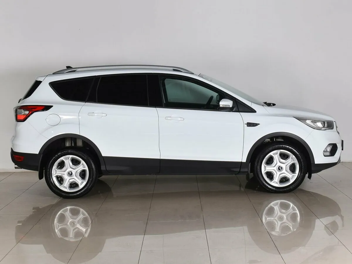 Ford Kuga II Рестайлинг · Titanium — фото 5