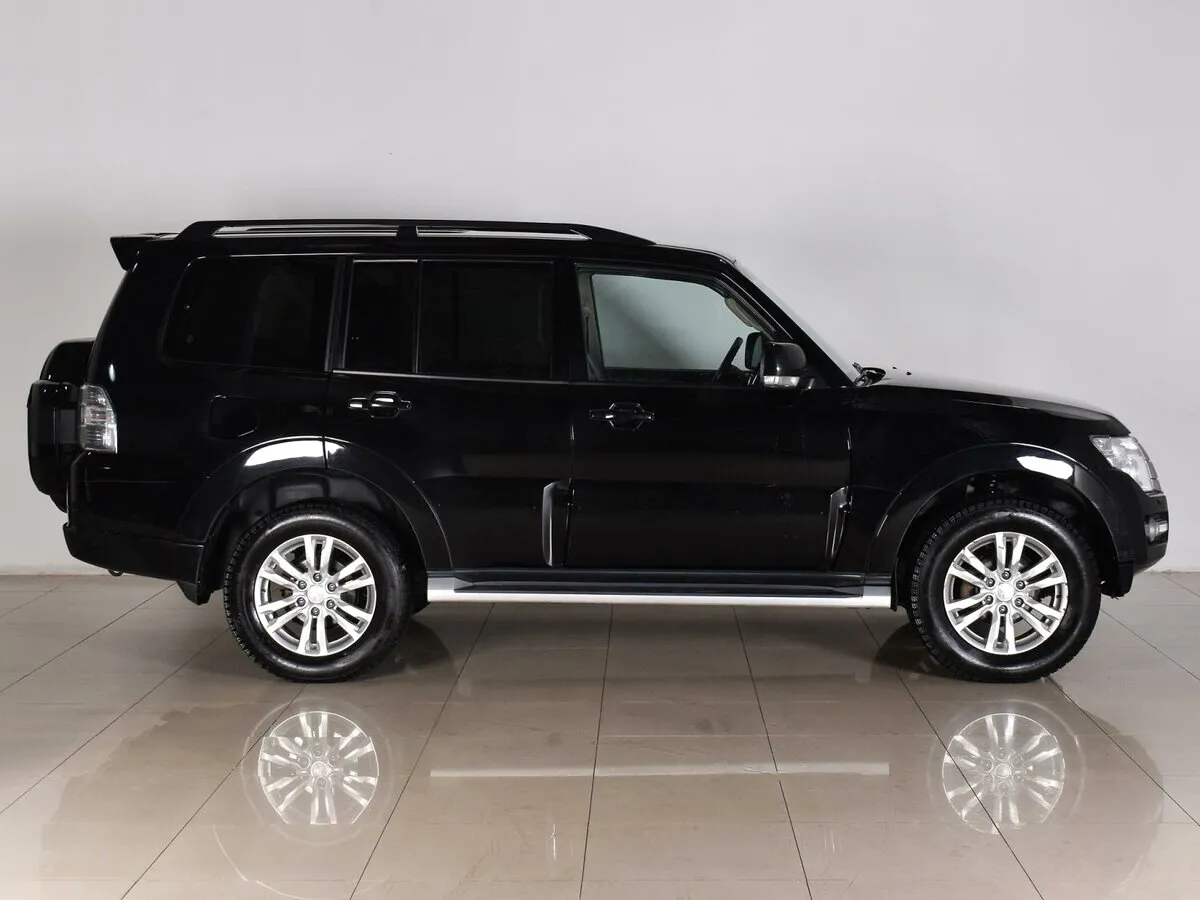Mitsubishi Pajero IV Рестайлинг 2 — фото 5