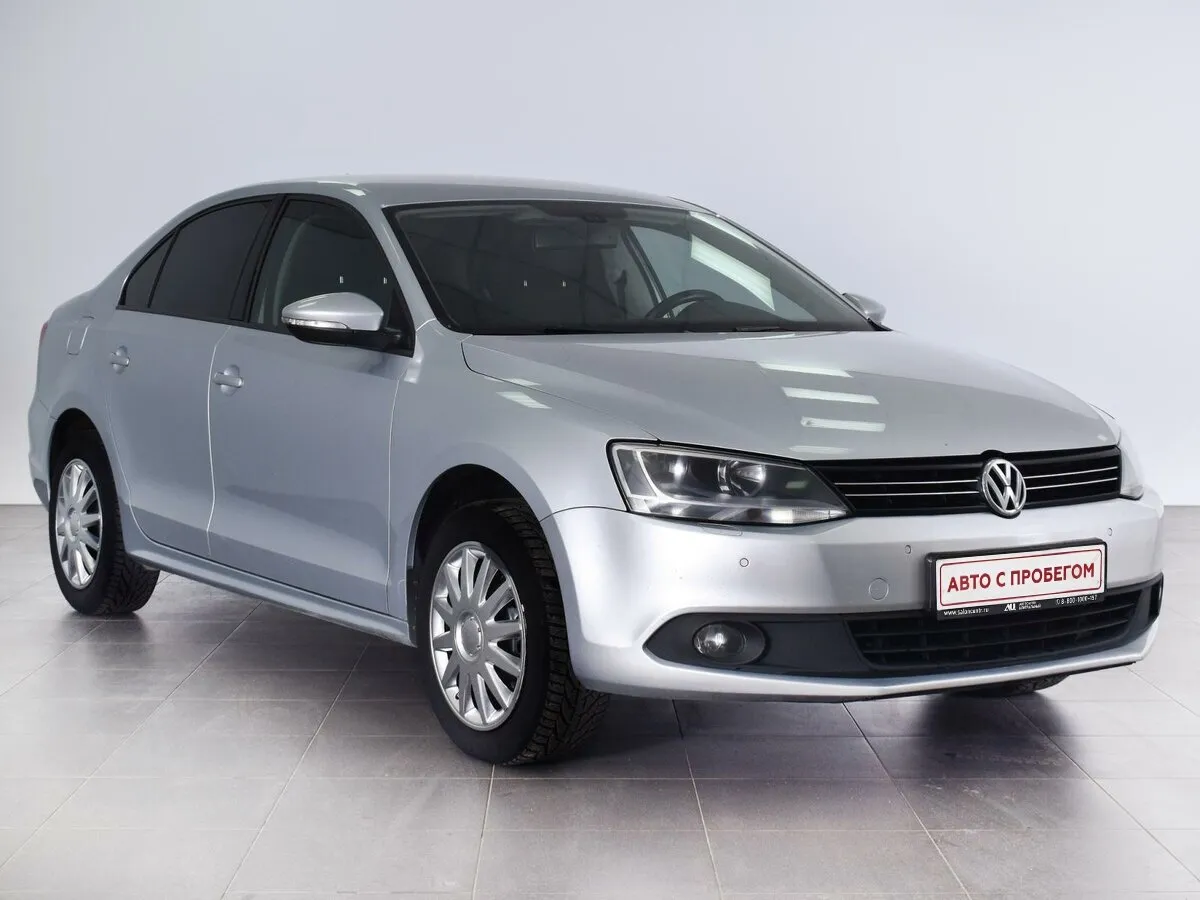 Volkswagen Jetta VI · Comfortline