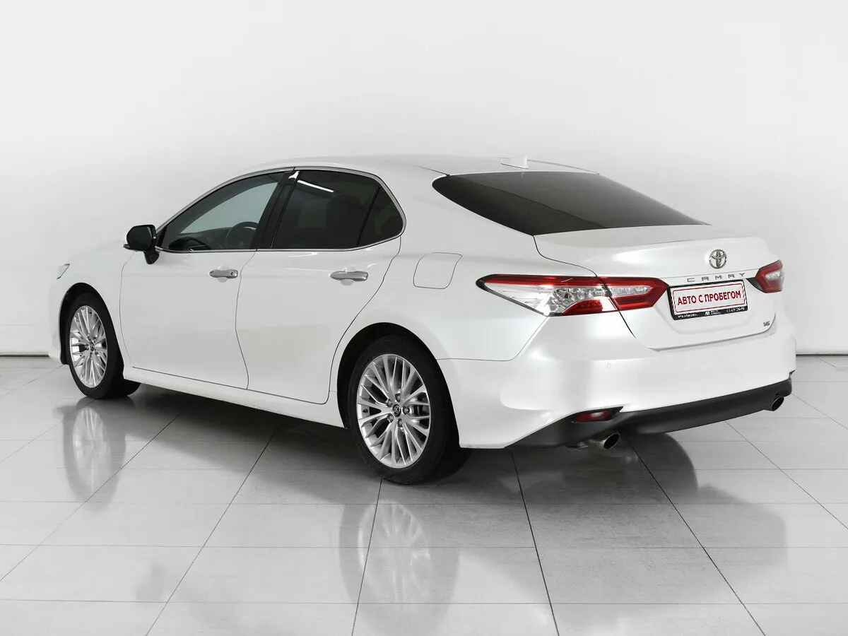 Toyota Camry VIII (XV70) · Люкс Safety — фото 2