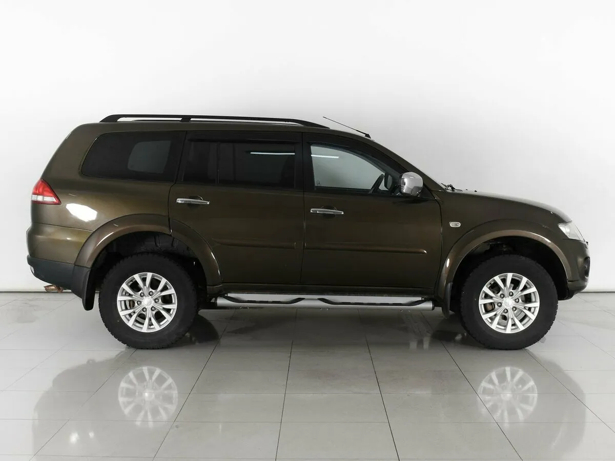 Mitsubishi Pajero Sport II Рестайлинг · Instyle — фото 5