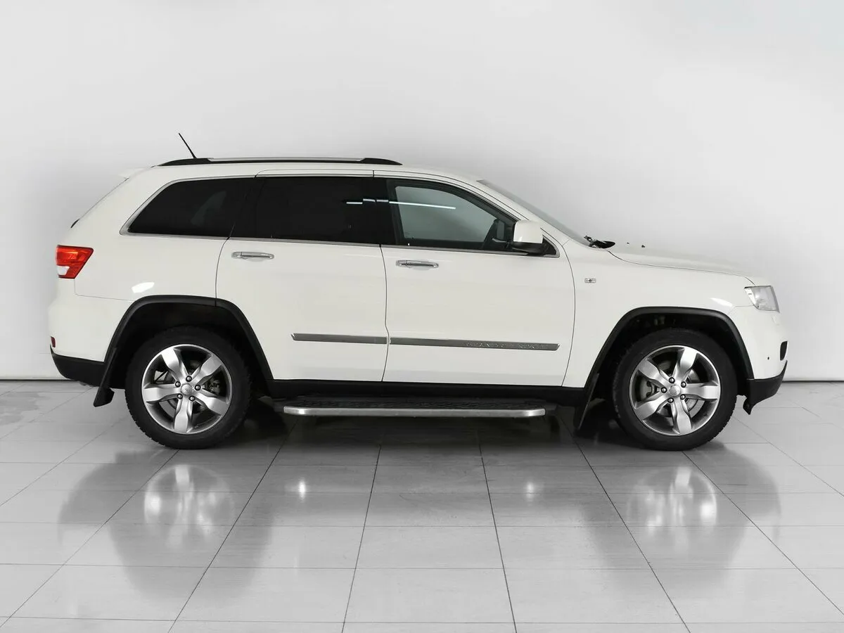 Jeep Grand Cherokee IV (WK2) · Overland — фото 5