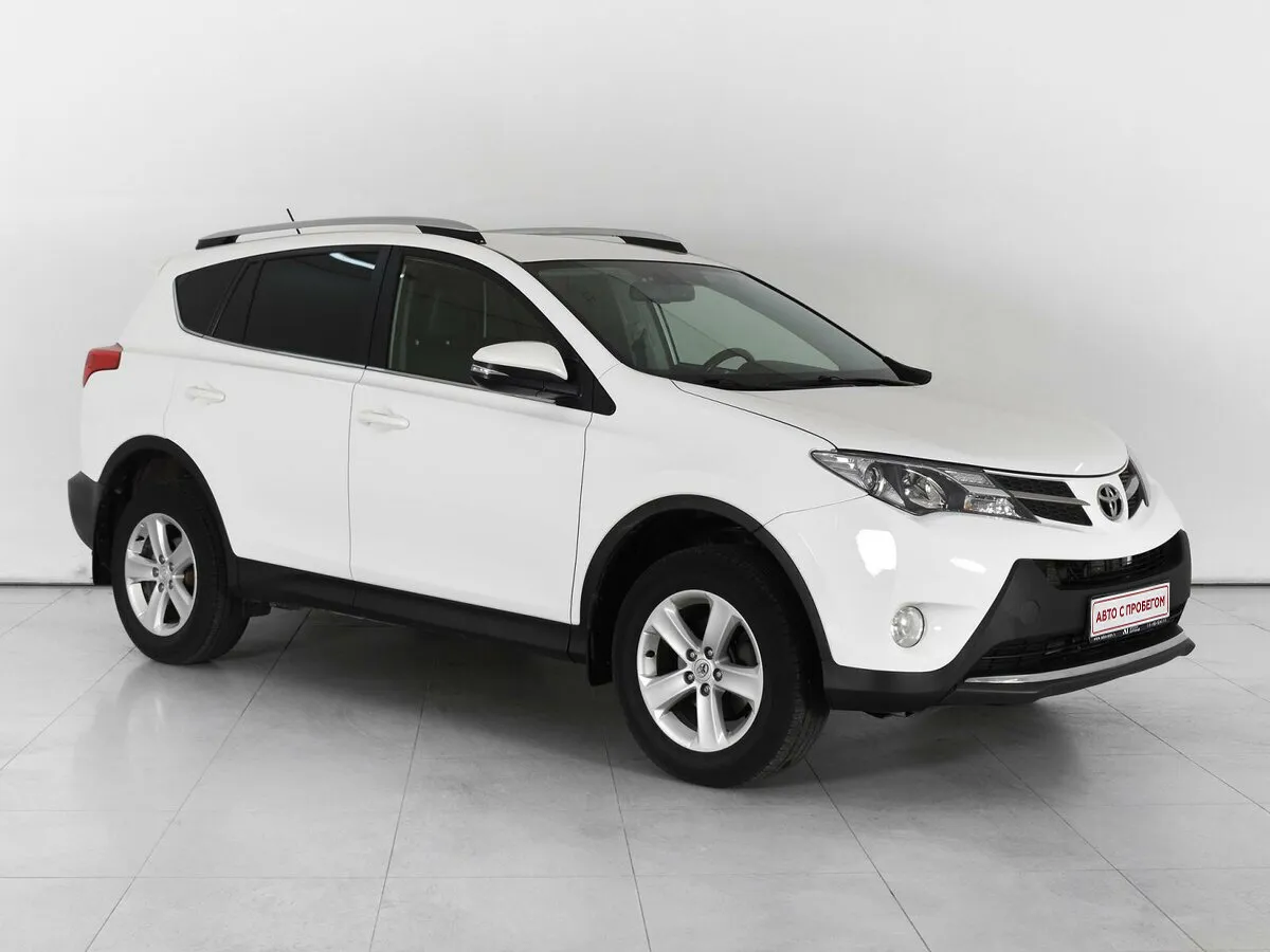 Toyota RAV4 IV (XA40)