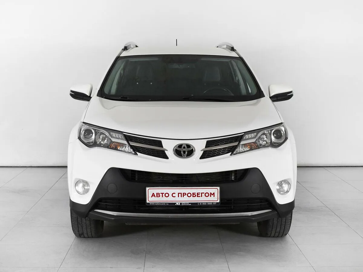 Toyota RAV4 IV (XA40) — фото 2