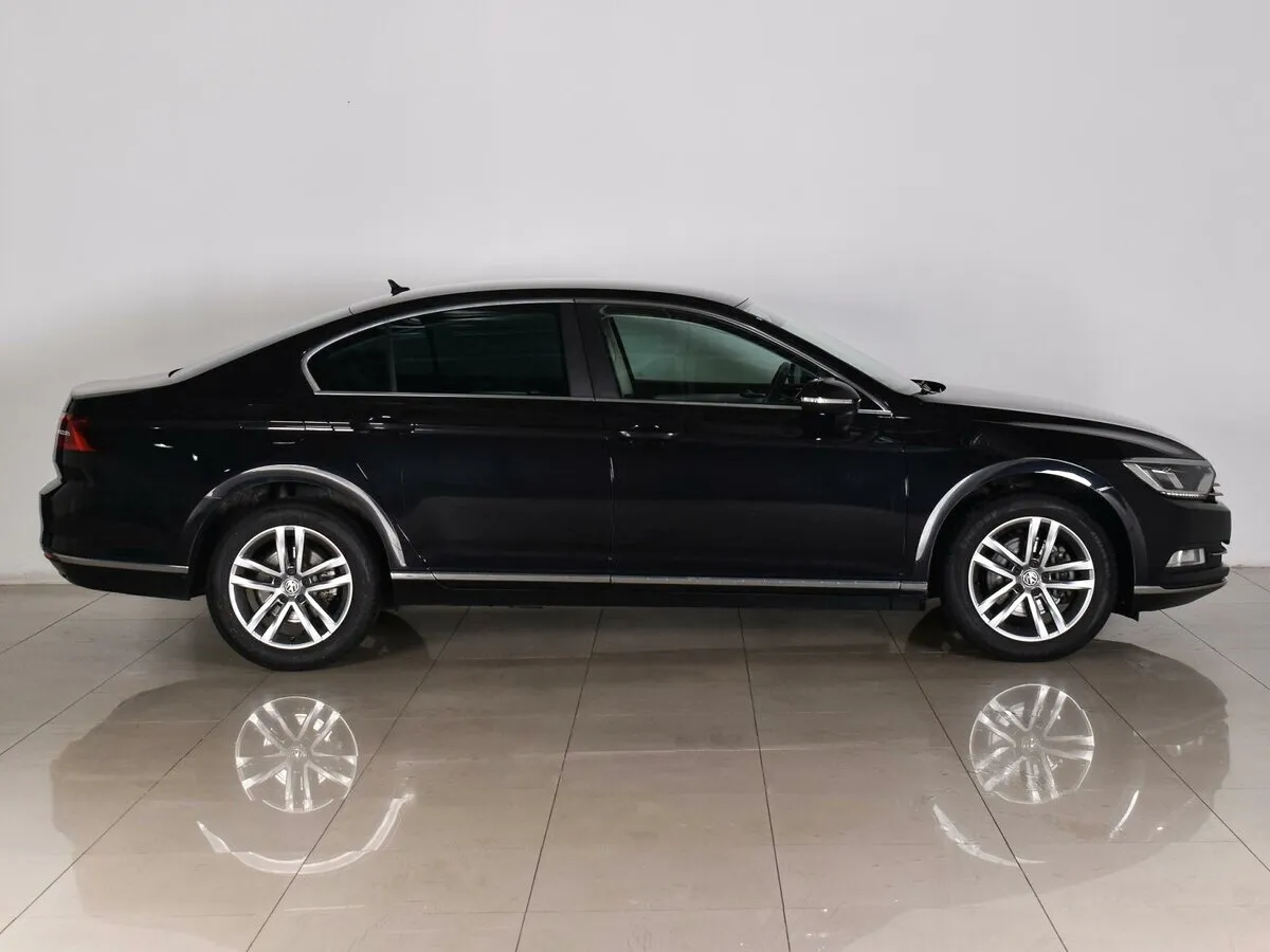 Volkswagen Passat B8 — фото 5