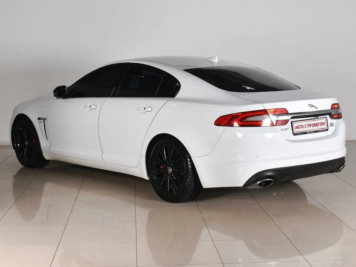 Jaguar XF I Рестайлинг — фото 3