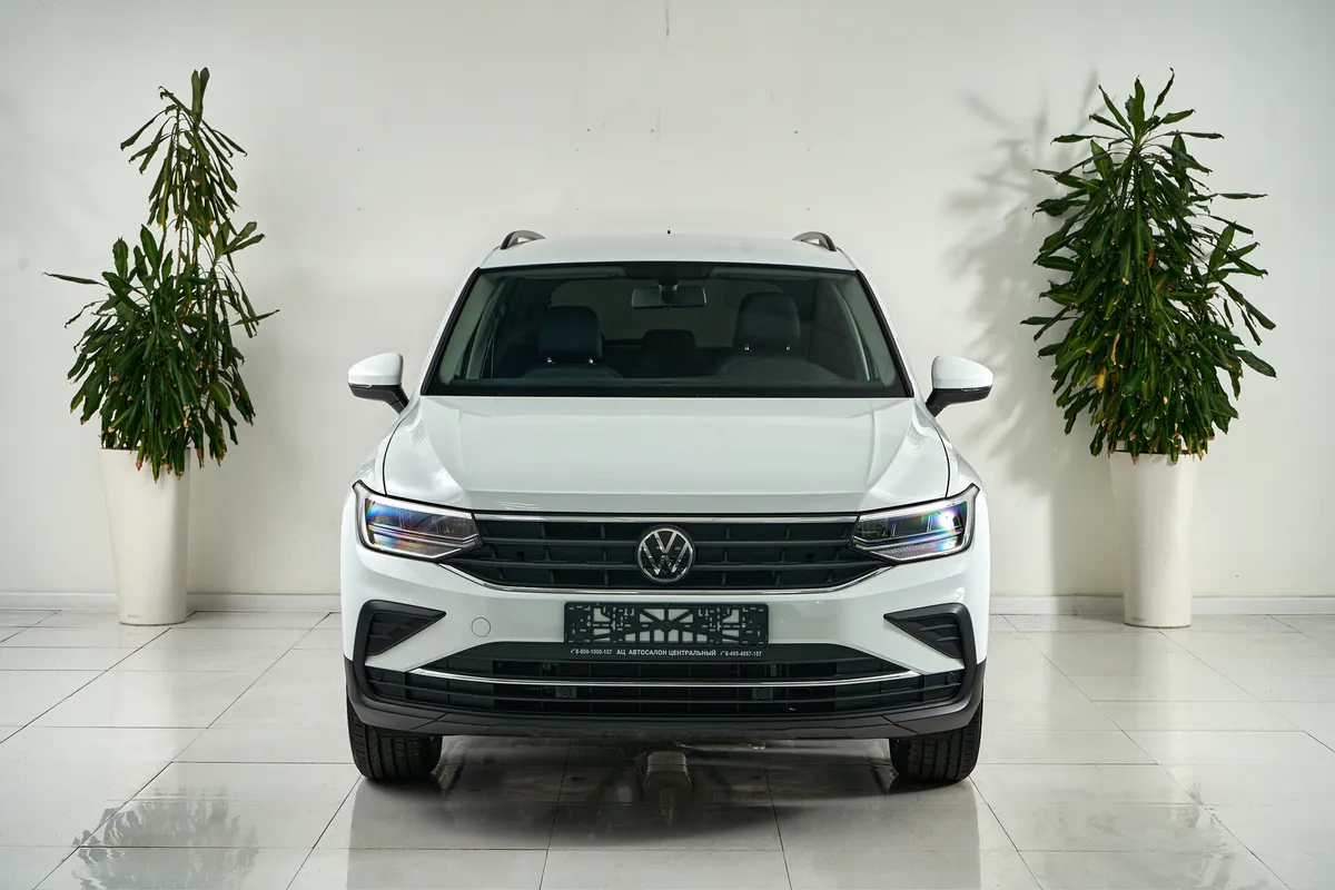 Volkswagen Tiguan II Рестайлинг · Status — фото 2