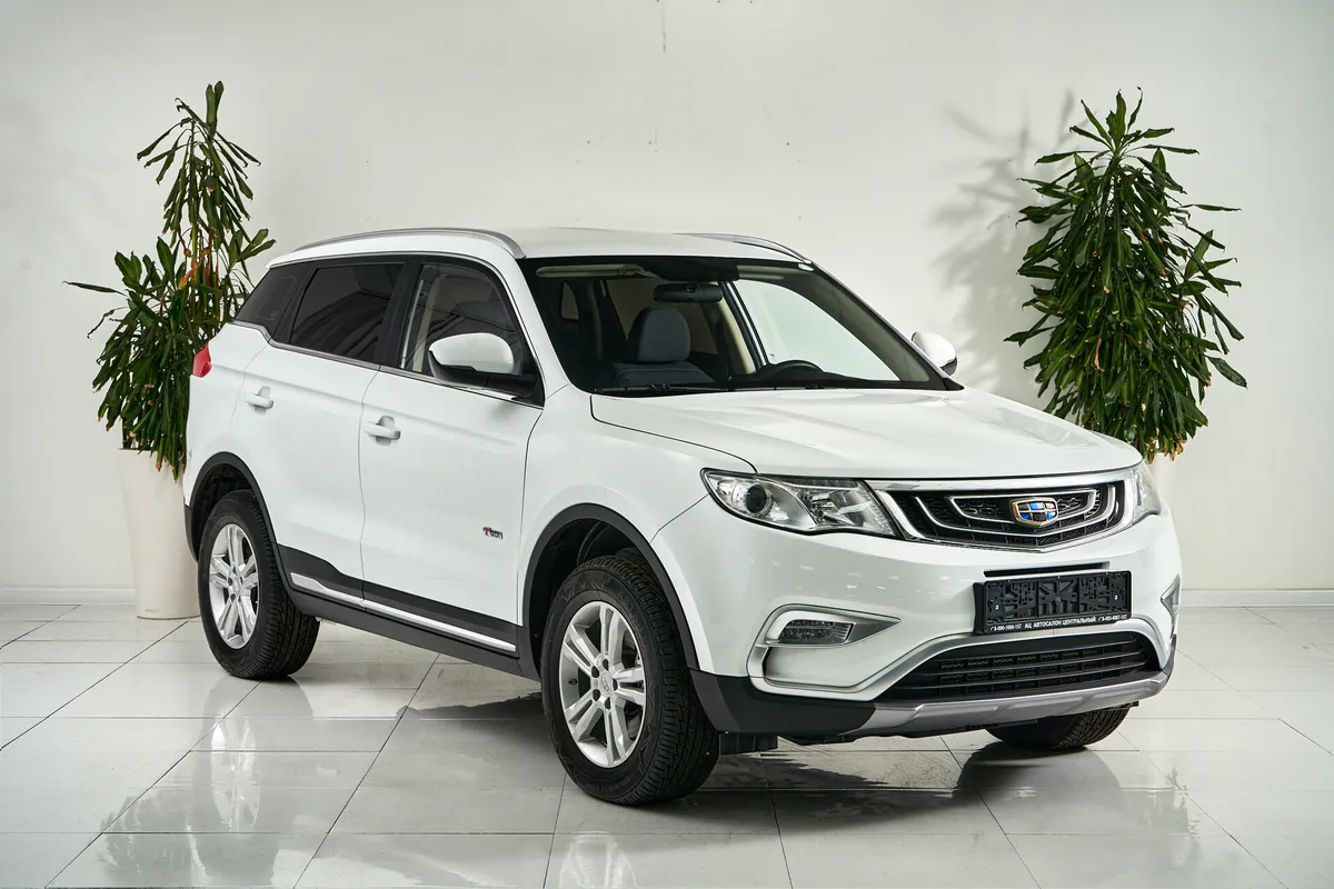 Geely Atlas I · Luxury LED (02.2018 — 03.2019) — фото 3