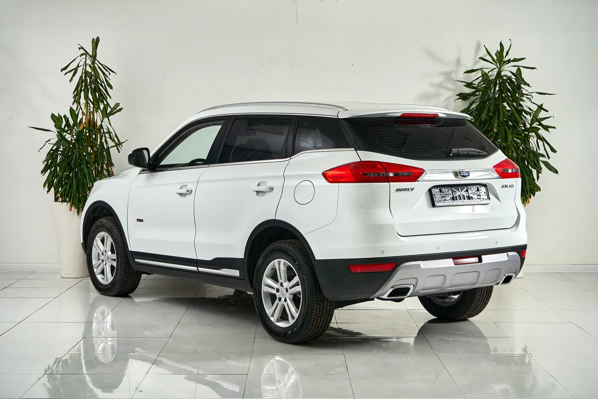 Geely Atlas I · Luxury LED (02.2018 — 03.2019) — фото 4