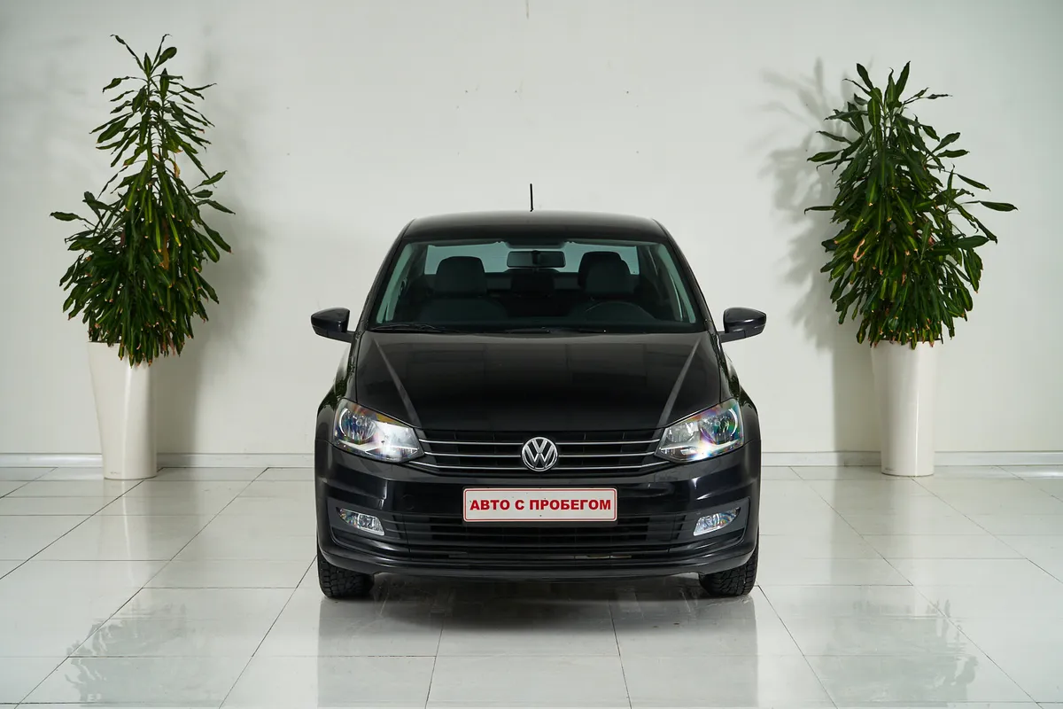 Volkswagen Polo V Рестайлинг · Highline — фото 2