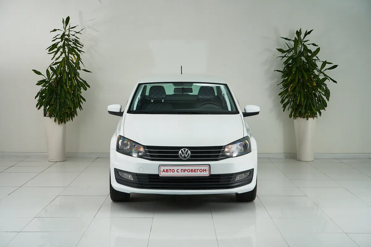 Volkswagen Polo V Рестайлинг · Comfortline — фото 2