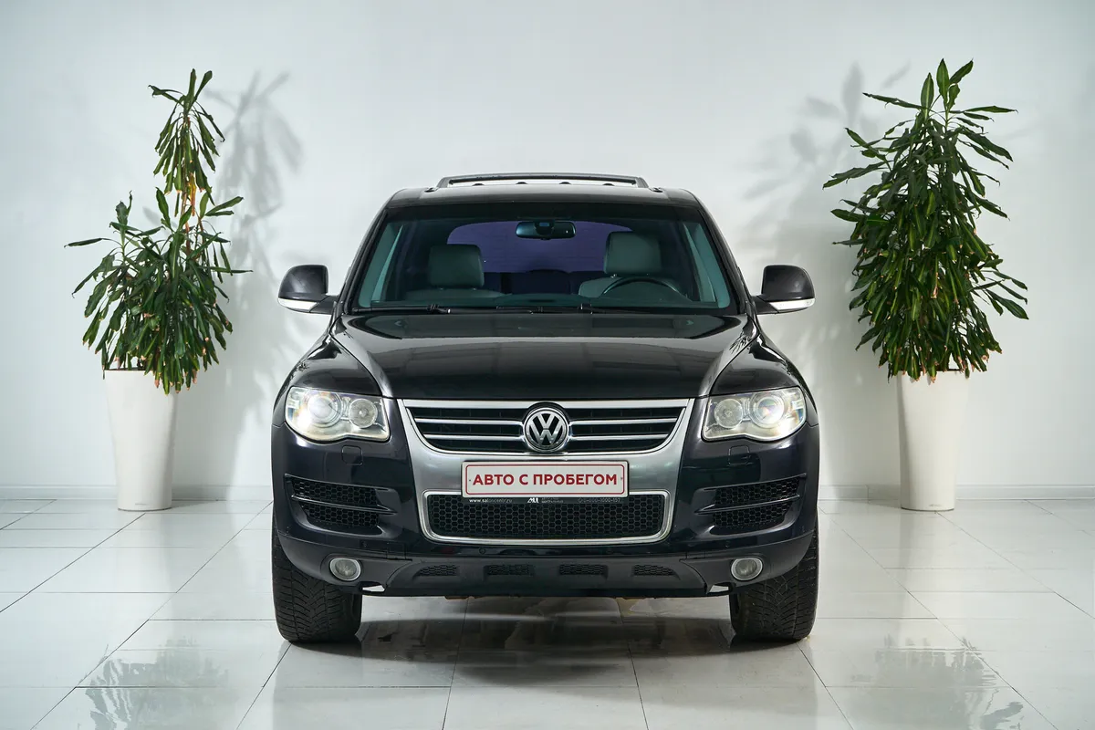 Volkswagen Touareg I — фото 2