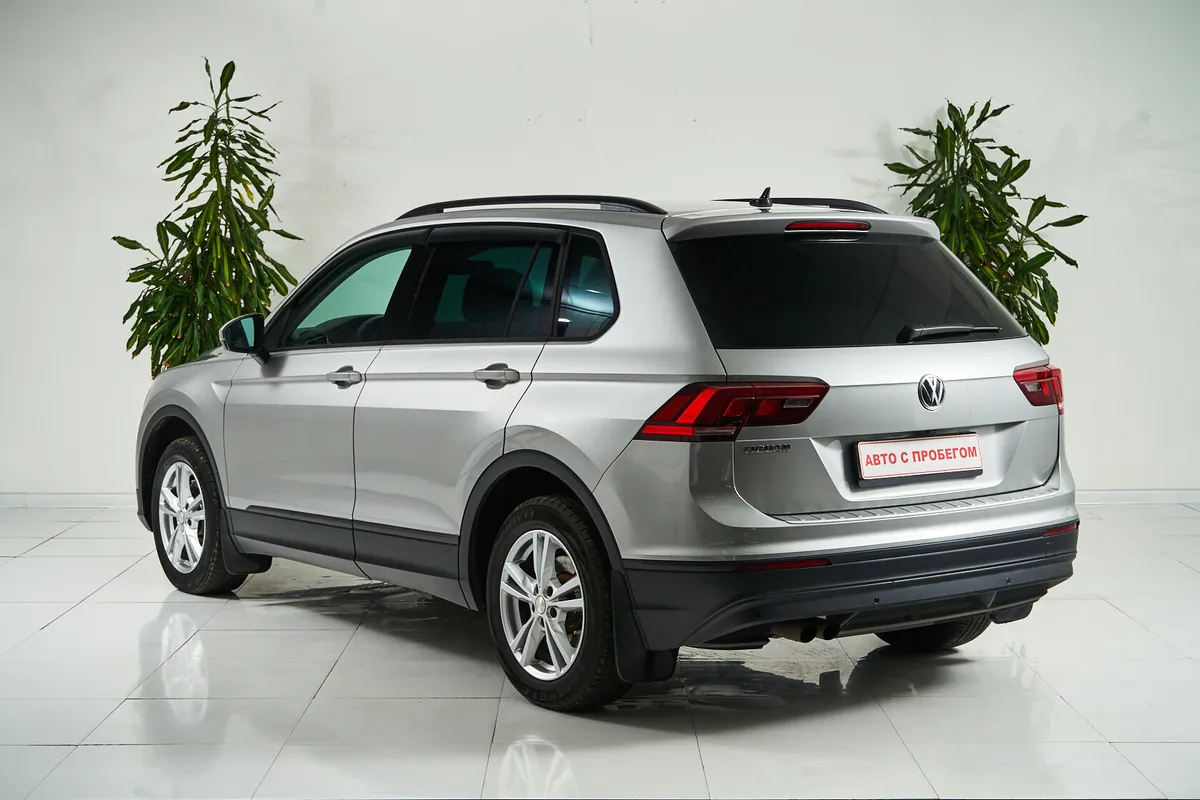 Volkswagen Tiguan II · Highline — фото 4