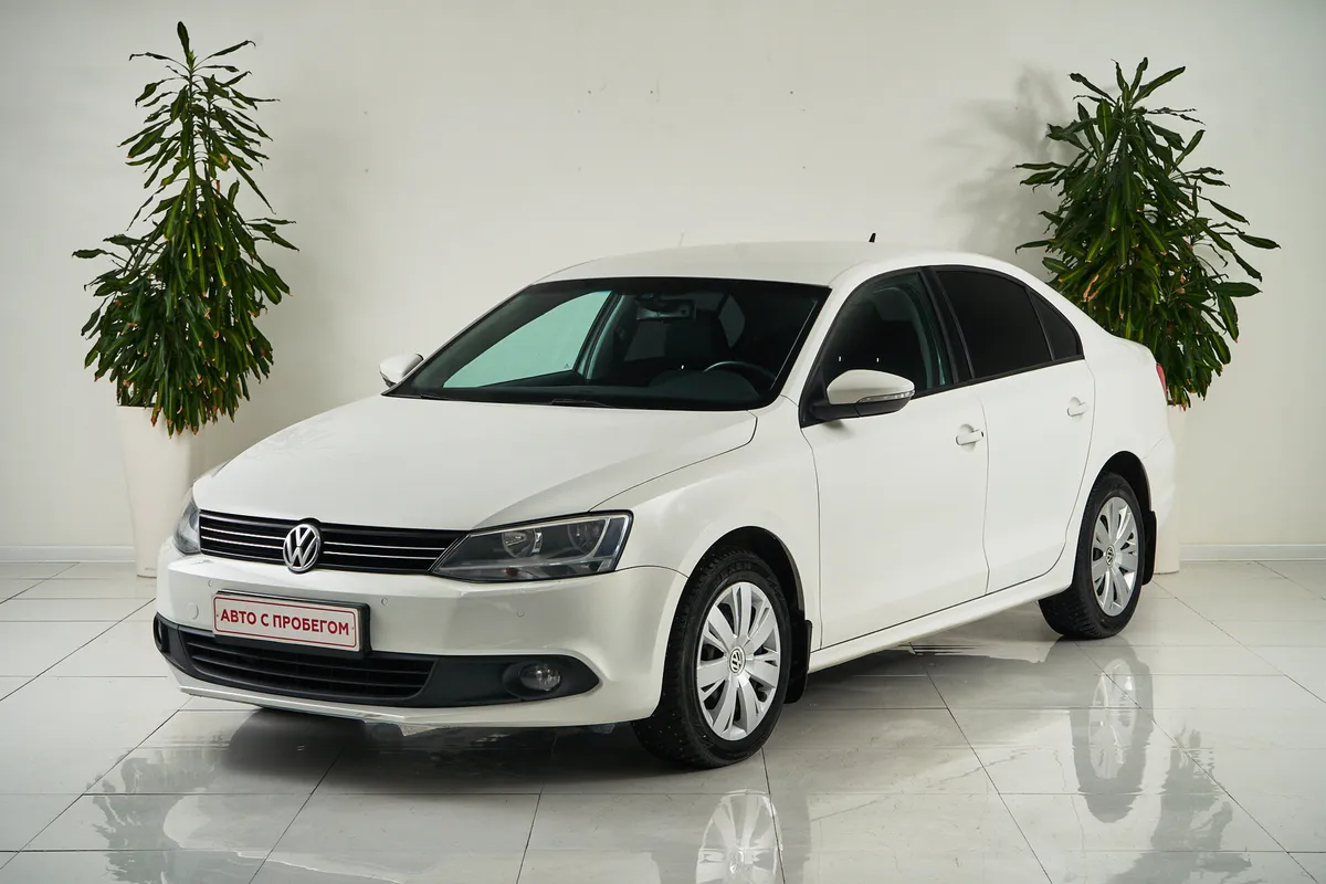 Volkswagen Jetta VI · Comfortline