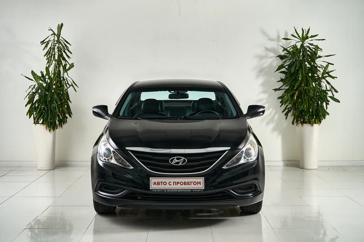 Hyundai Sonata VI (YF) — фото 2