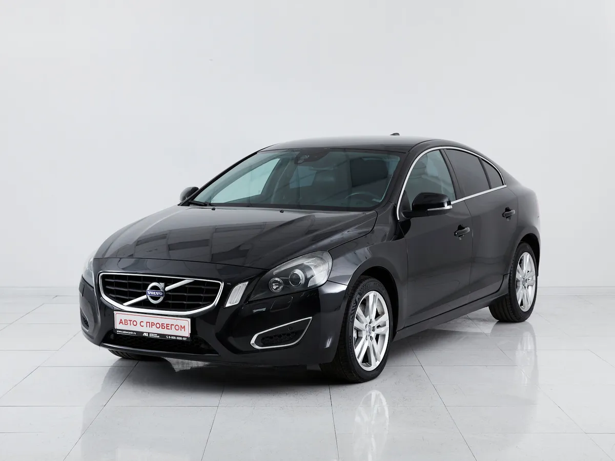 Volvo S60 II · Momentum