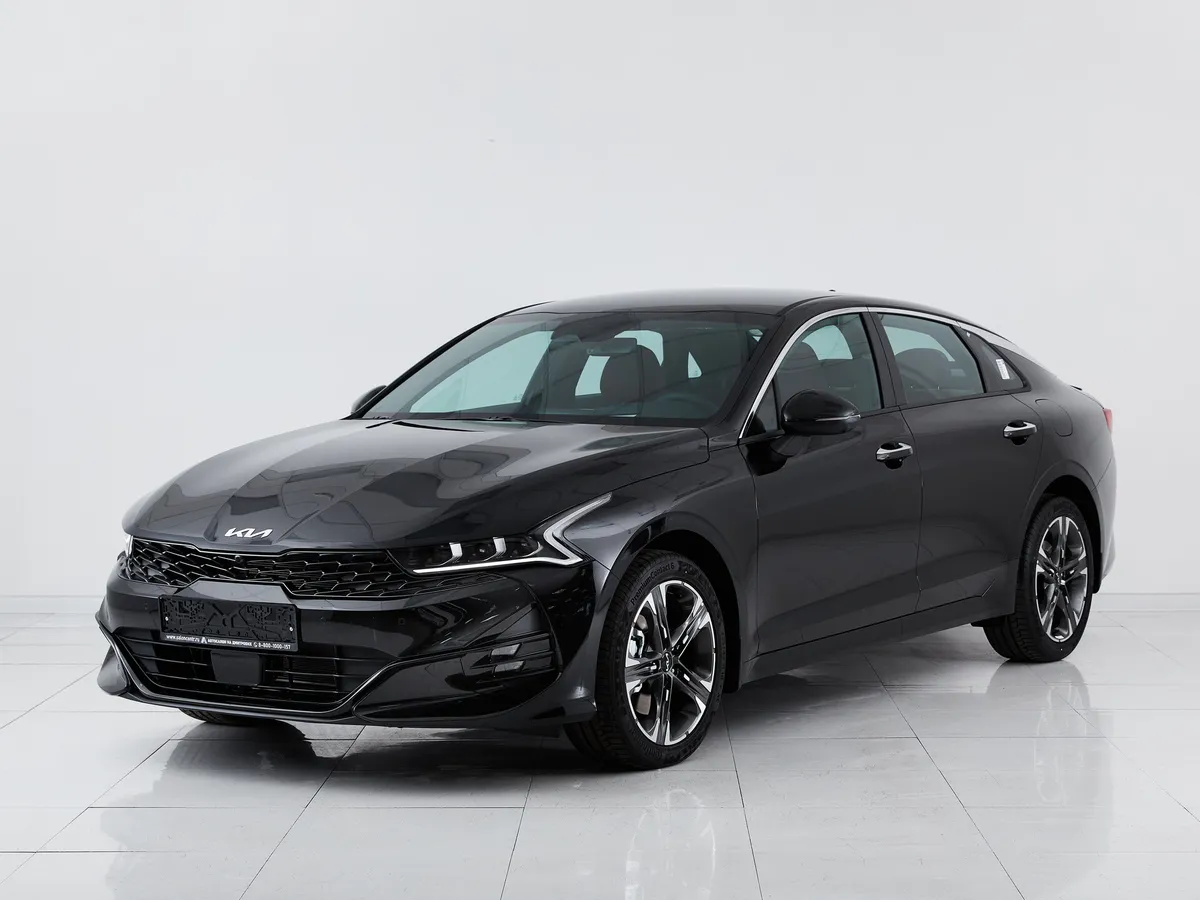 Kia K5 III · GT Line