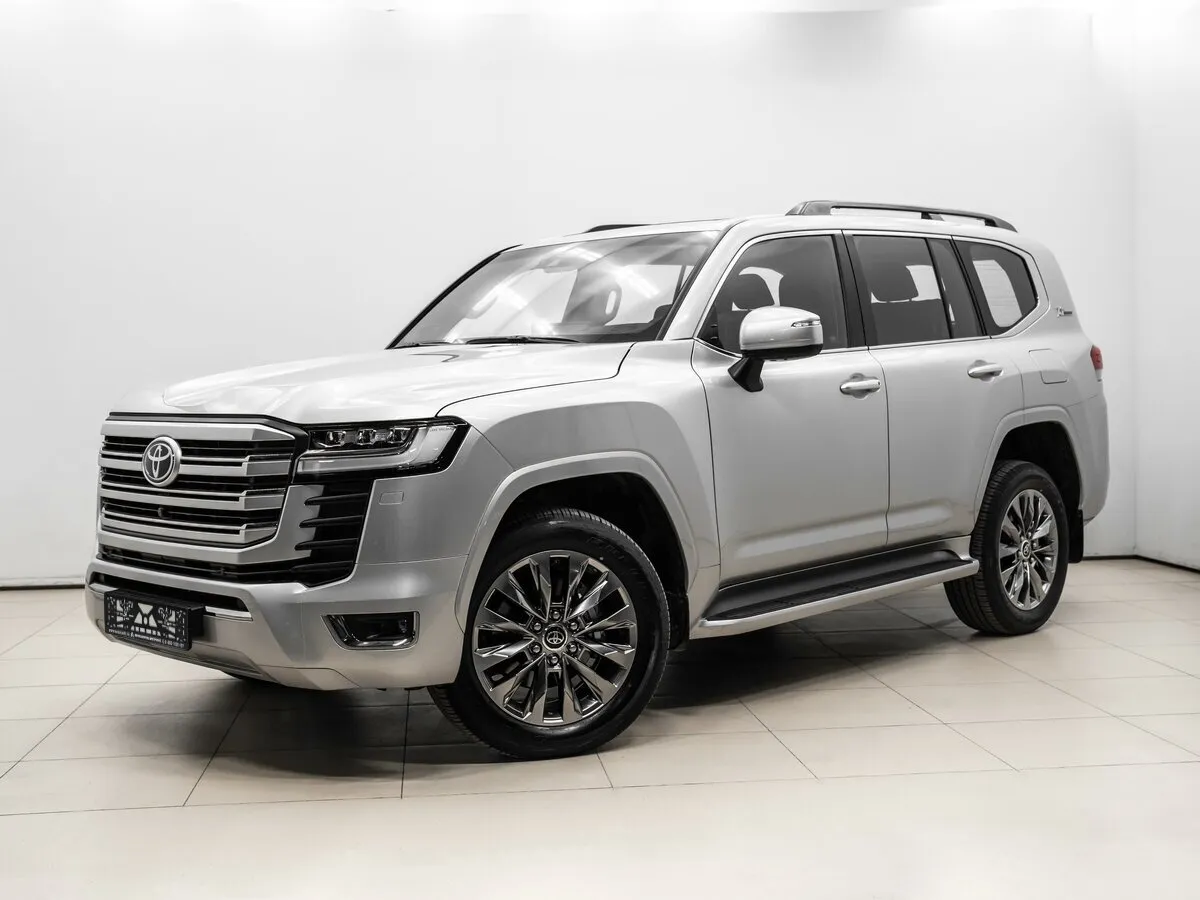 Toyota Land Cruiser 300 Series · Элеганс