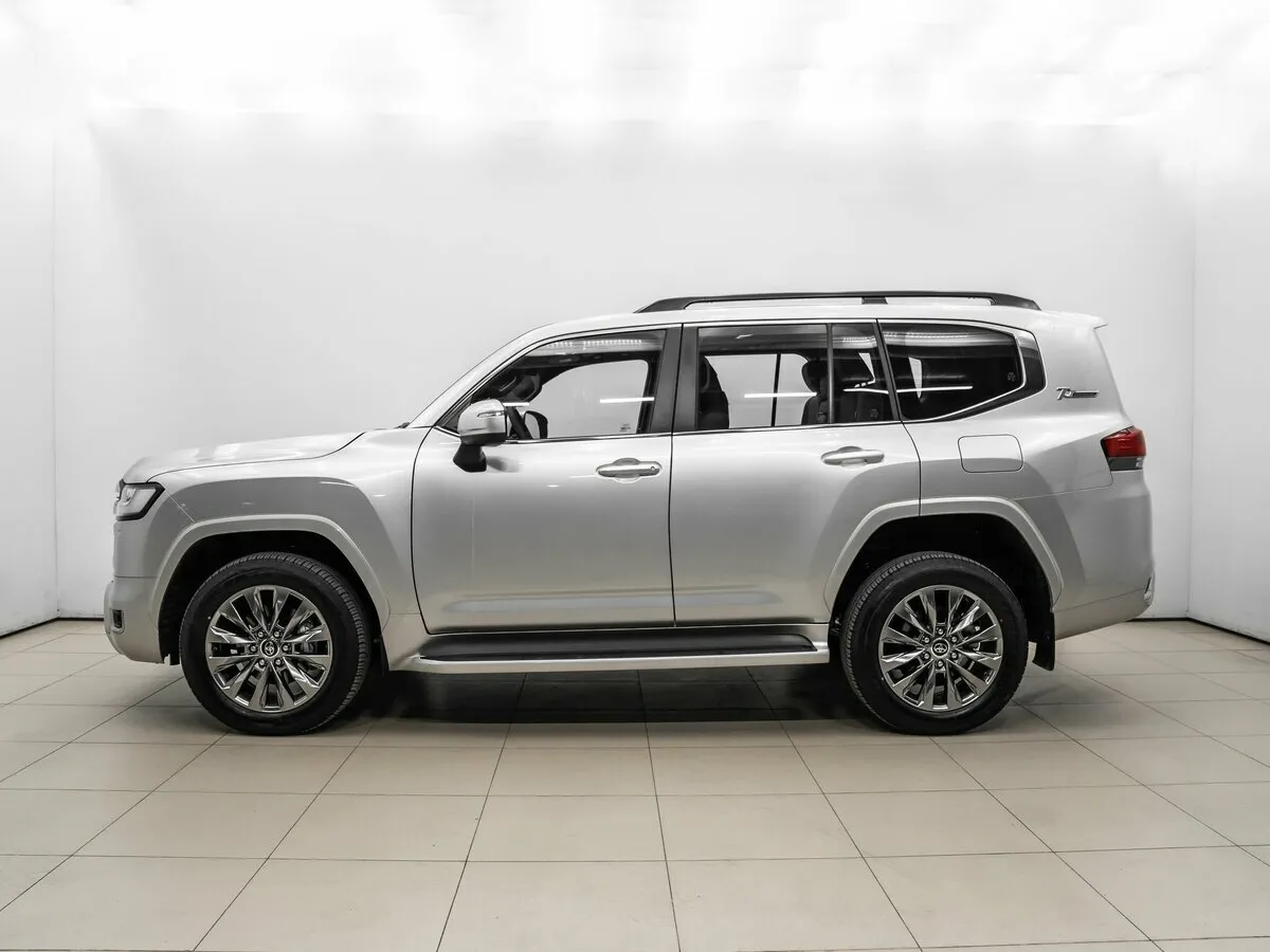 Toyota Land Cruiser 300 Series · Элеганс — фото 3