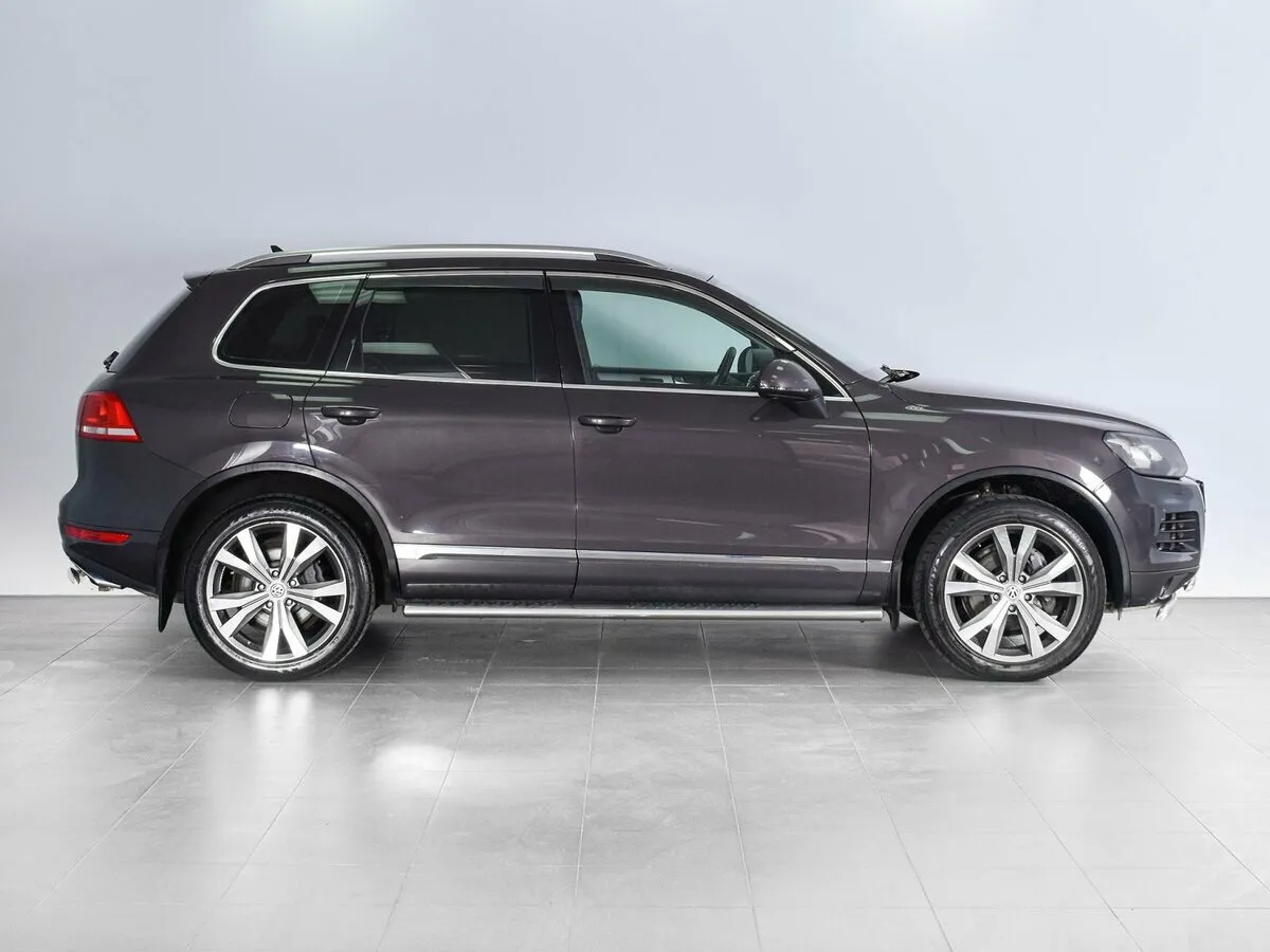Volkswagen Touareg II — фото 4