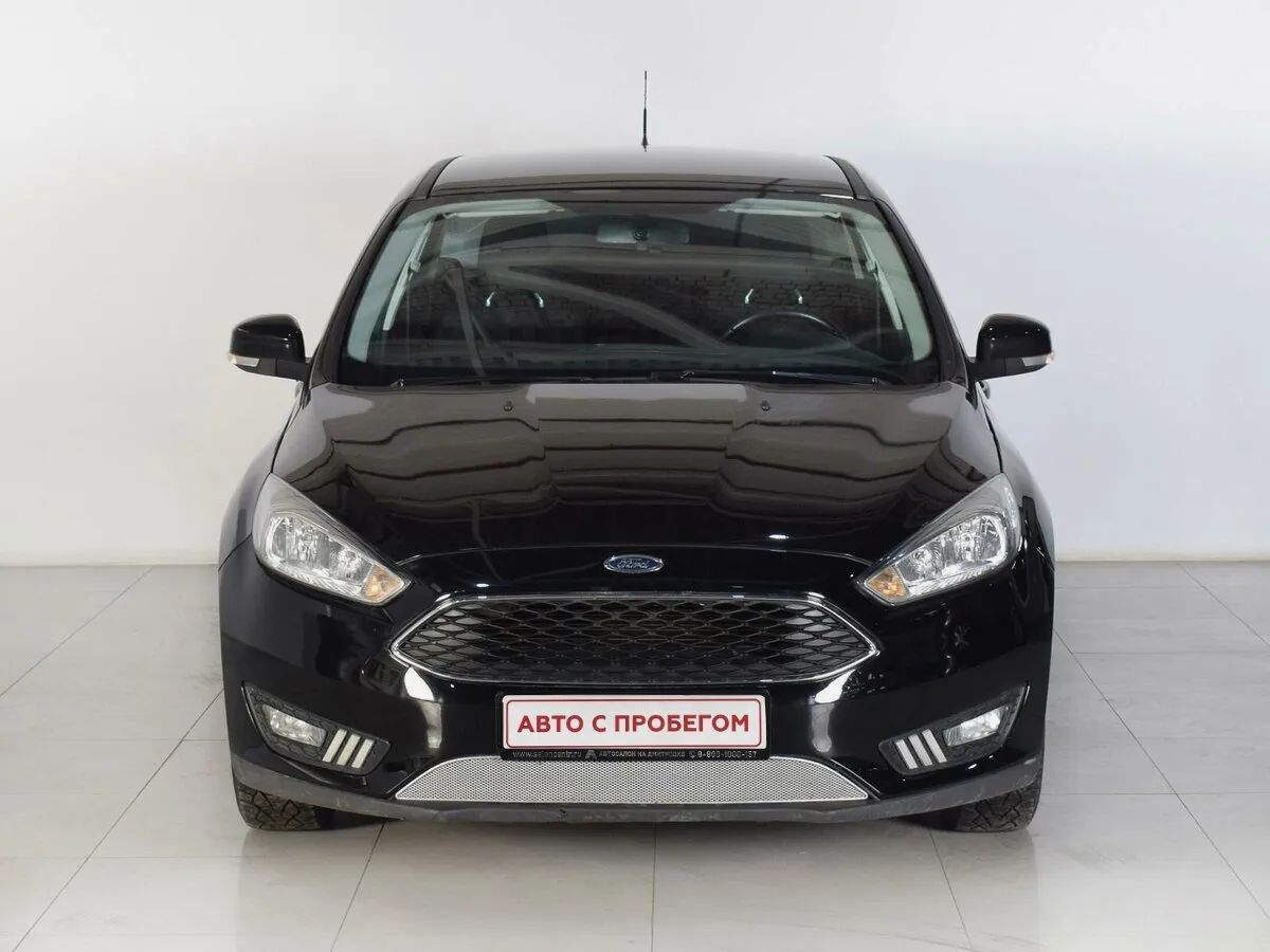 Ford Focus III Рестайлинг · Trend — фото 2