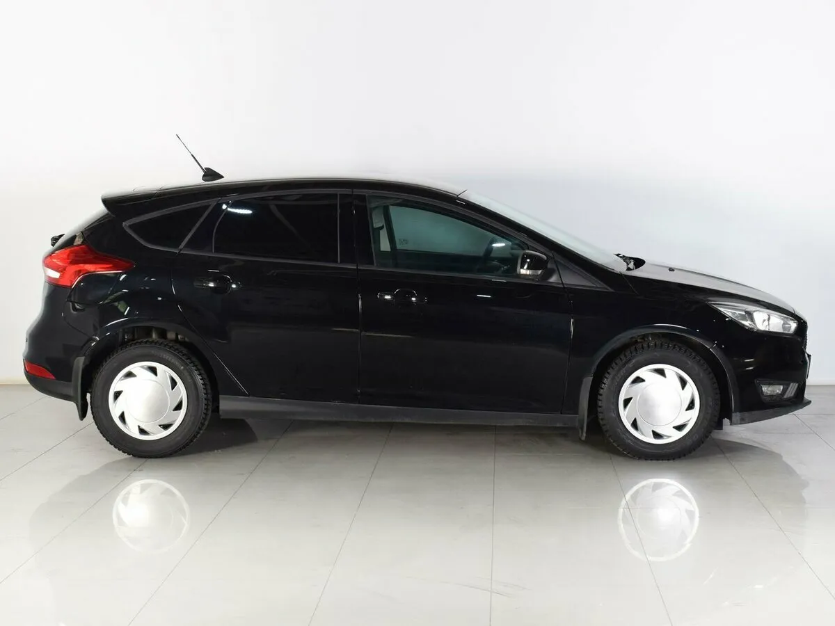 Ford Focus III Рестайлинг · Trend — фото 4