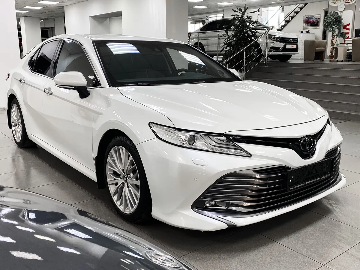 Toyota Camry VIII (XV70) — фото 3
