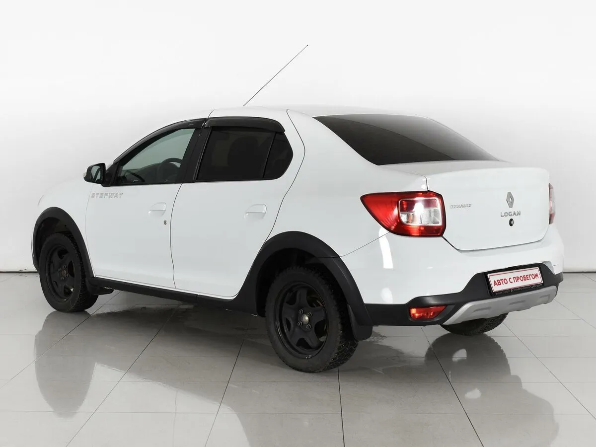Renault Logan II Рестайлинг · Stepway Life — фото 3