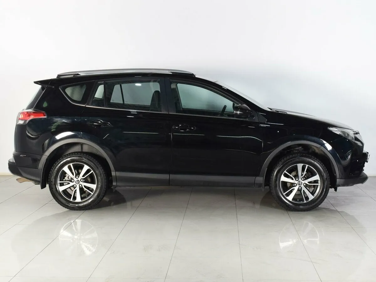 Toyota RAV4 IV (XA40) Рестайлинг — фото 4