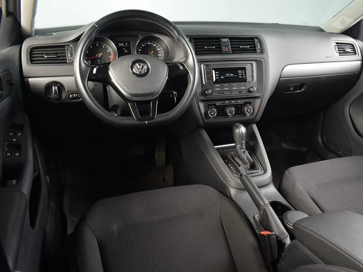 Volkswagen Jetta VI Рестайлинг · Trendline — фото 5