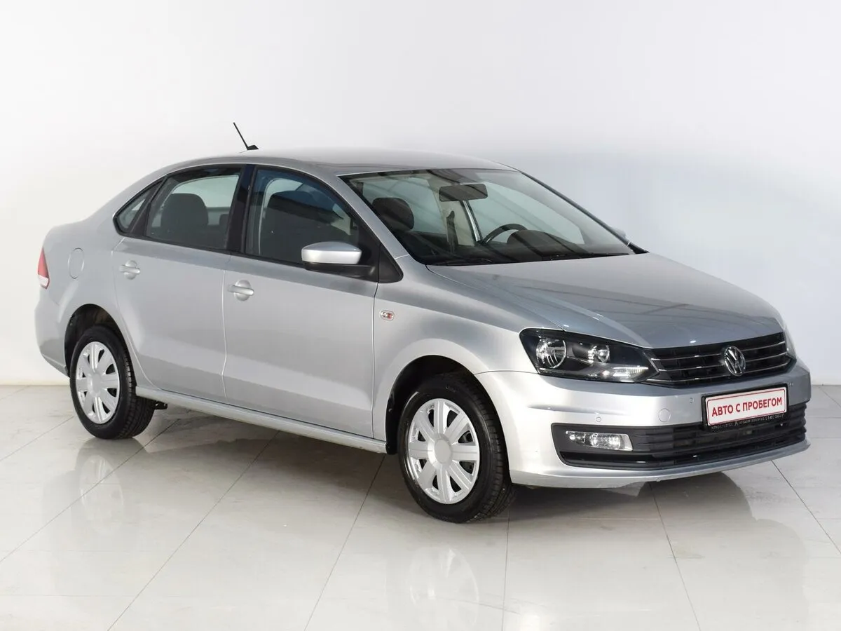 Volkswagen Polo V Рестайлинг · Comfortline