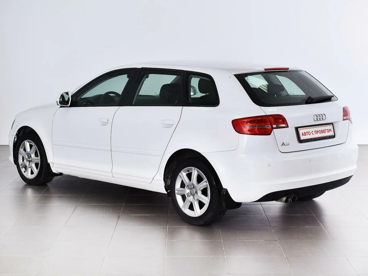 Audi A3 II (8P) Рестайлинг 2 · Ambition — фото 3