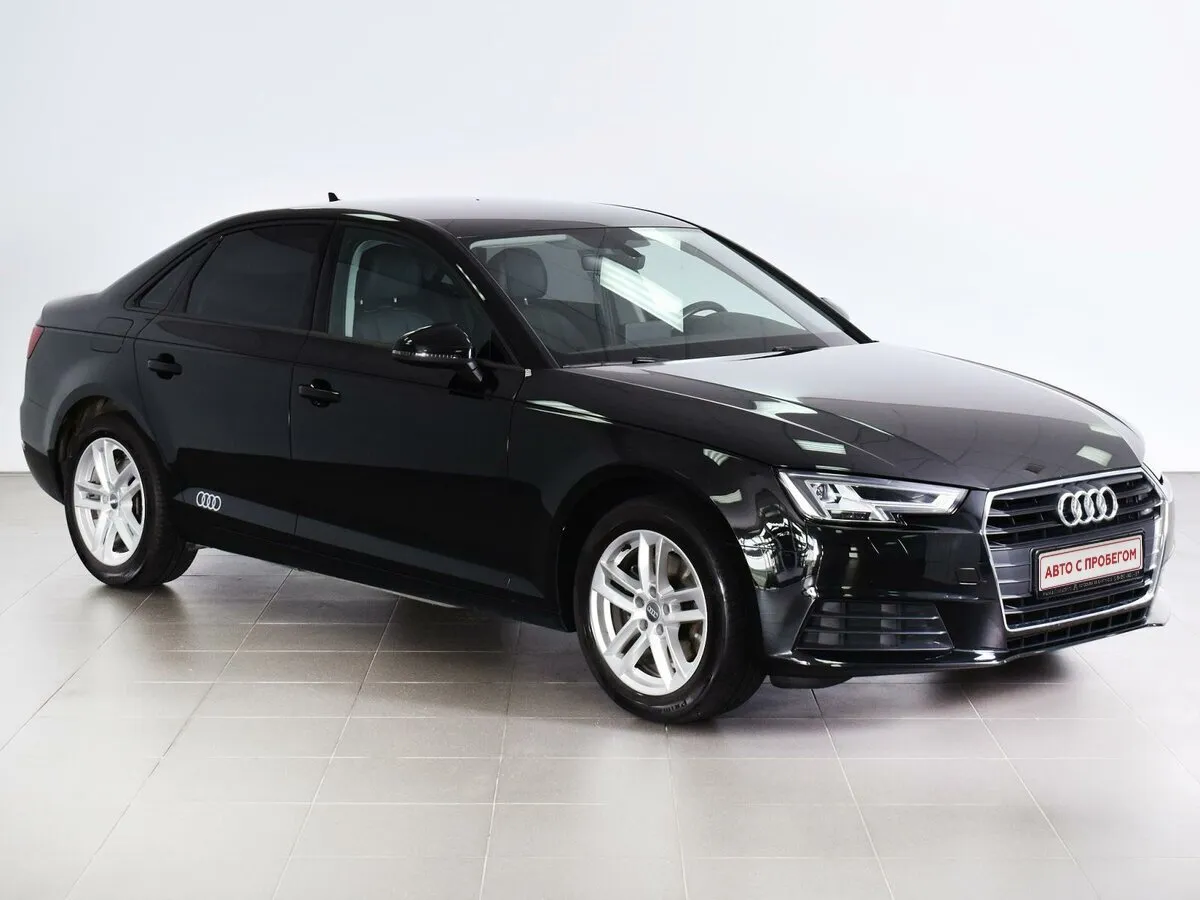 Audi A4 V (B9) · Advance