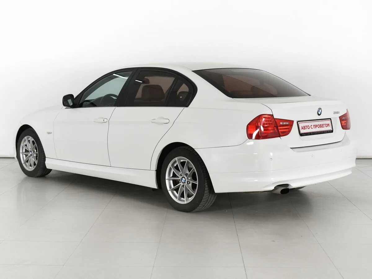 BMW 3 серии V (E90/E91/E92/E93) — фото 3
