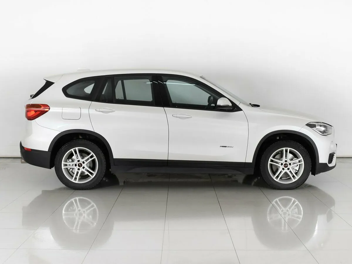 BMW X1 II (F48) · xDrive20i Advantage — фото 4