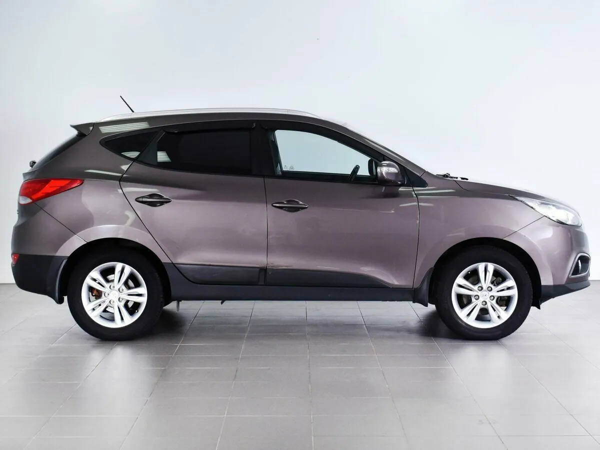 Hyundai ix35 I — фото 4