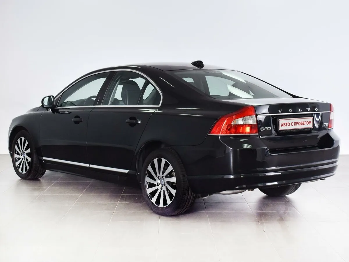 Volvo S80 II Рестайлинг · Momentum — фото 3