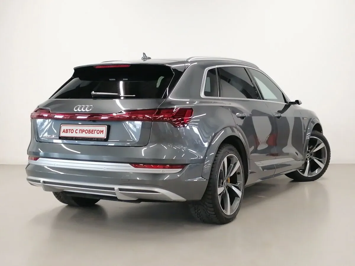 Audi e-tron S I — фото 4