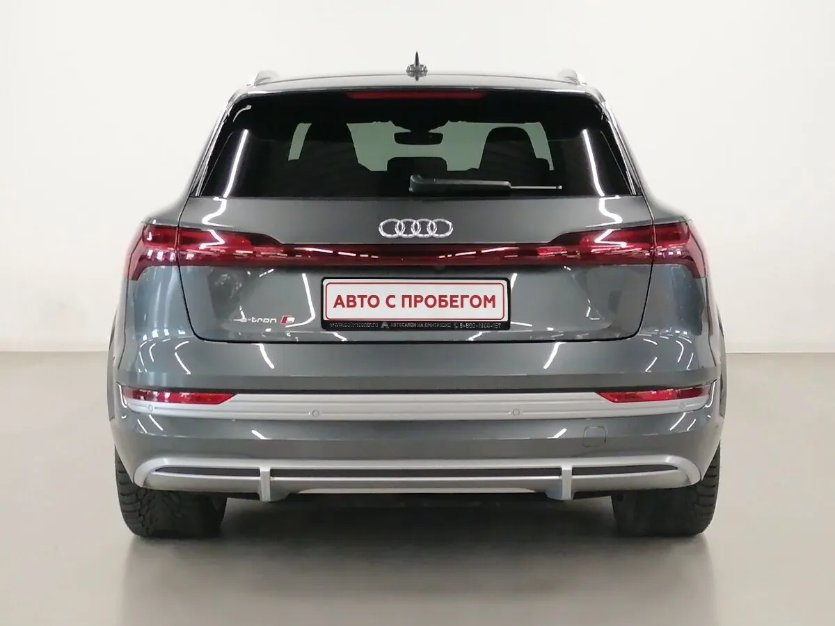 Audi e-tron S I — фото 5
