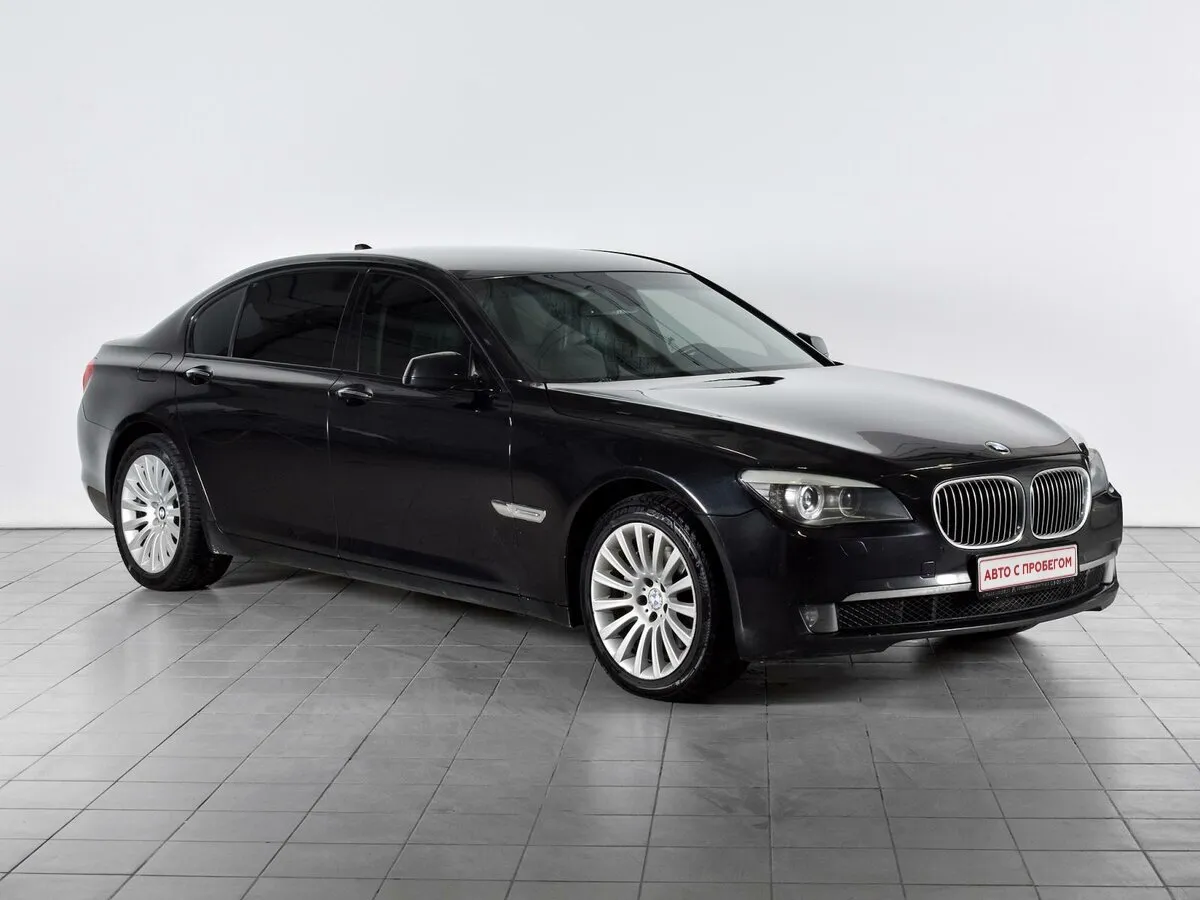 BMW 7 серии V (F01/F02/F04)