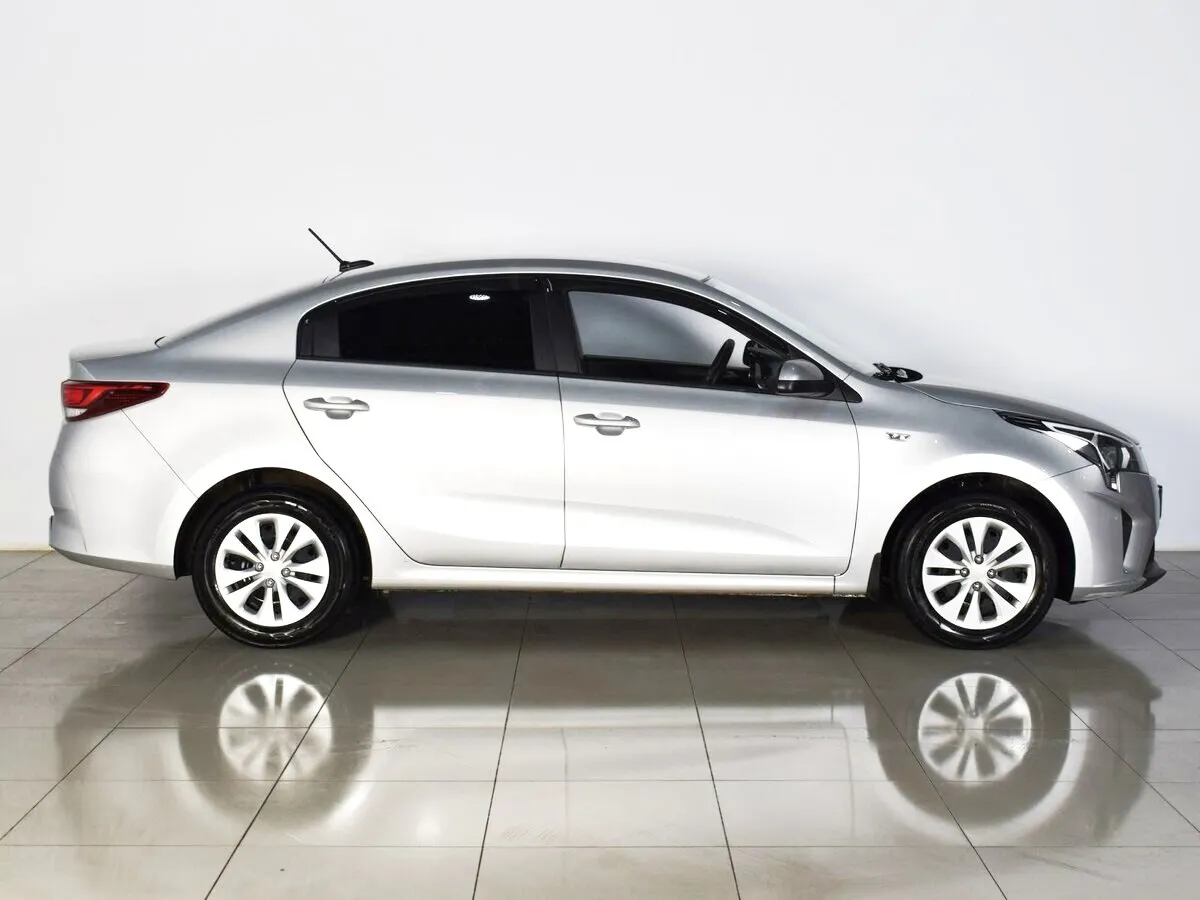 Kia Rio IV Рестайлинг · Comfort — фото 4