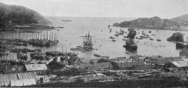 Порт Артур. Вход в гавань и вид на Большой рейд. Фотография из журнала «Нива» 1904