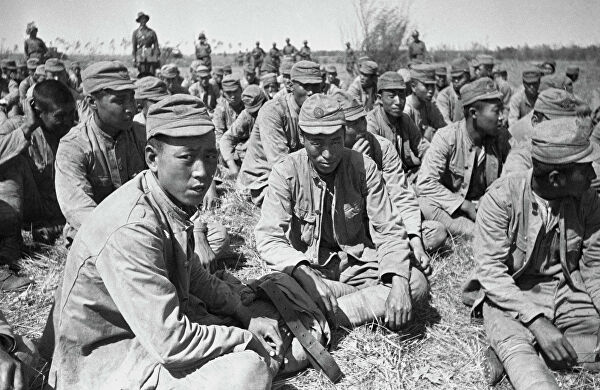Пленные японские солдаты