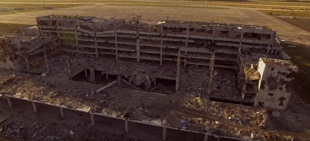 Руины аэропорта Донецка