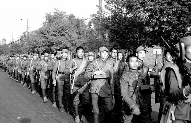 Японские солдаты 