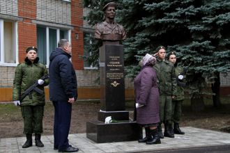 В Рыбинске открыли бюсты десантникам шестой роты