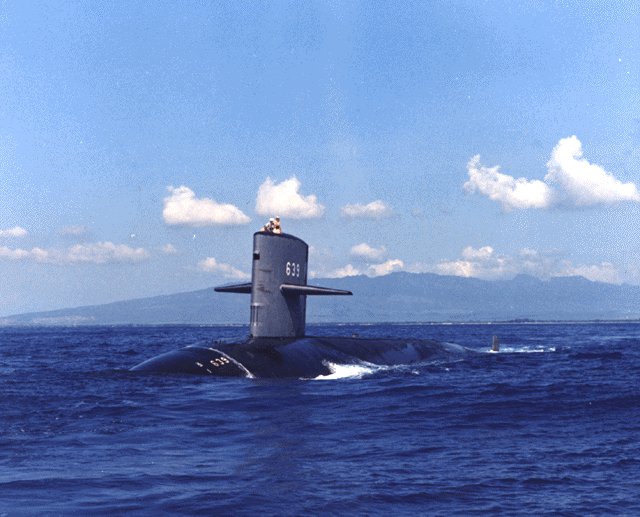 Главный подводный хулиган СССР: Как командир подлодки "Чёрная Ляля" довёл американцев до нервного срыва