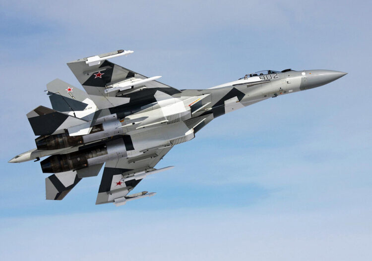 Эталон истребителя: как Су-27 стал символом отечественной авиации