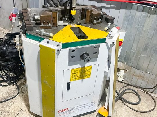 CARE MACHINERY LBM-120A Углообжимной станок
